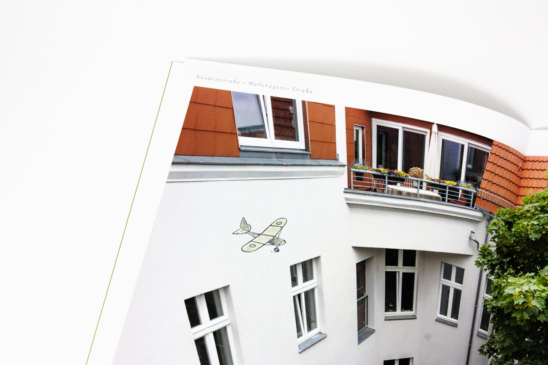 FORMLOS-Trendcity-Immobilien-Corporate-Design-Layout-Broschüre-1