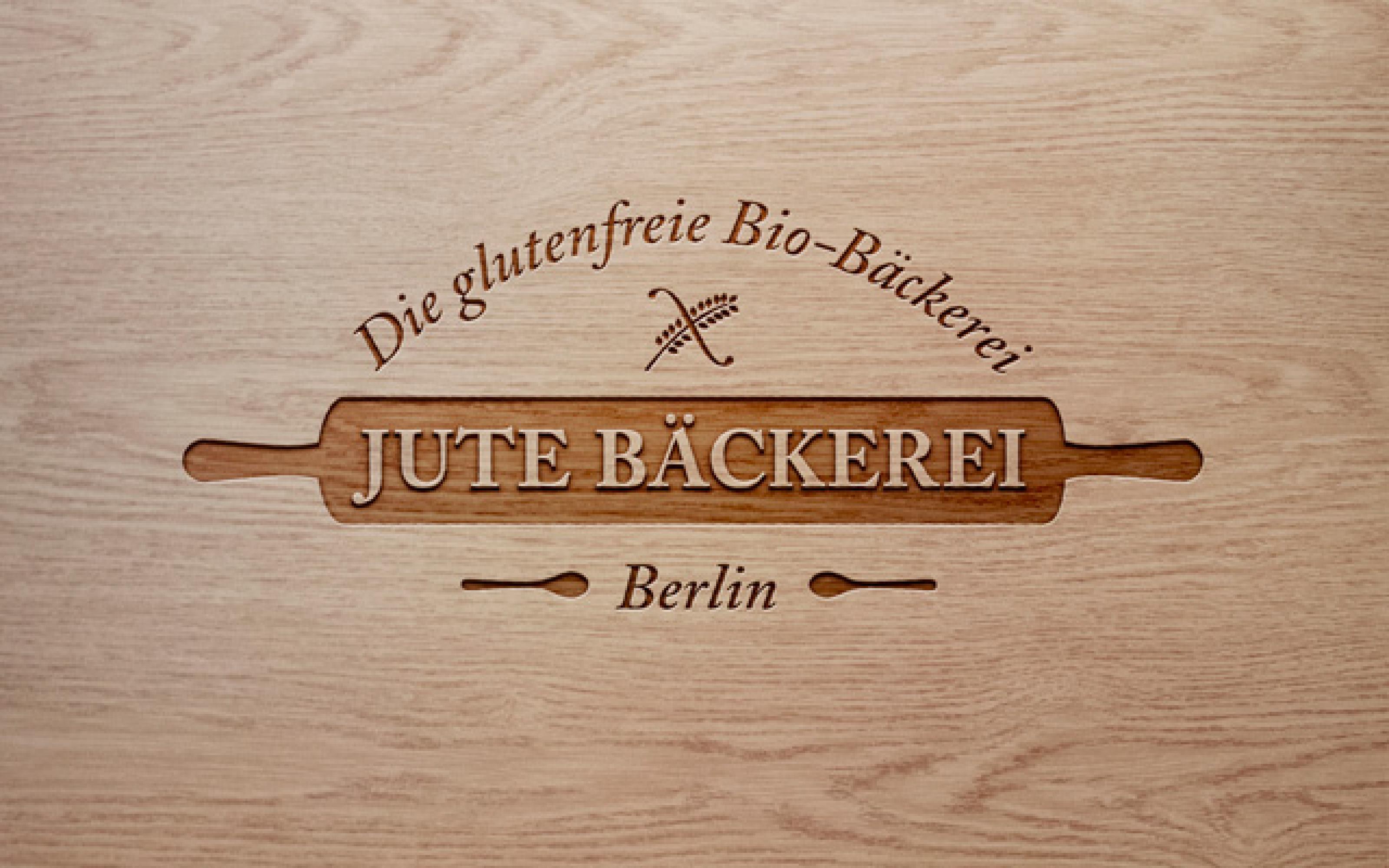 JuteBäckerei-glutenfreieBäckerei-logo-FORMLOS-Berlin-logo-wooden-00