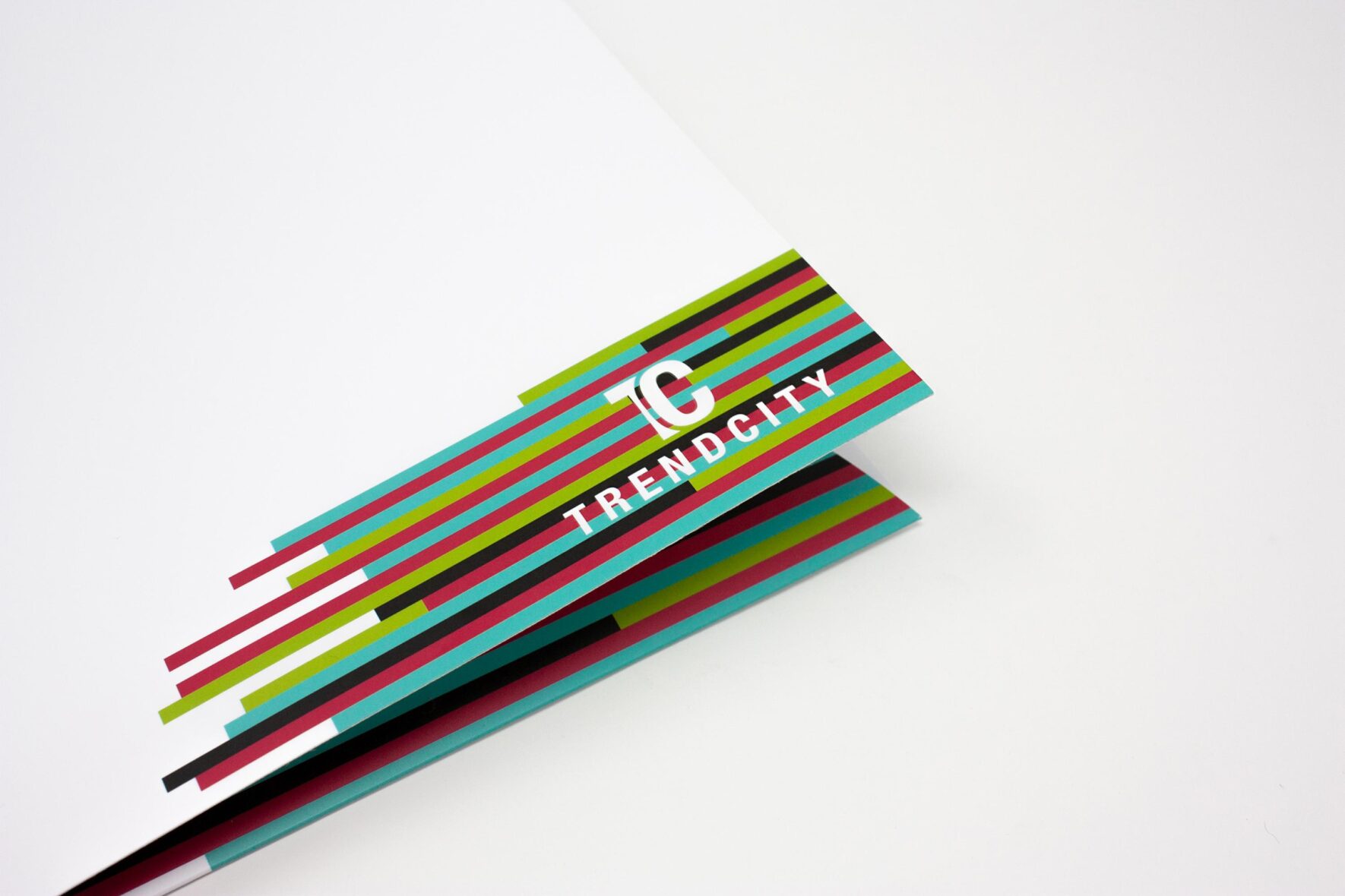 Praesentationsmappen-trendcity-immobilien-formlos-corporate-design-print