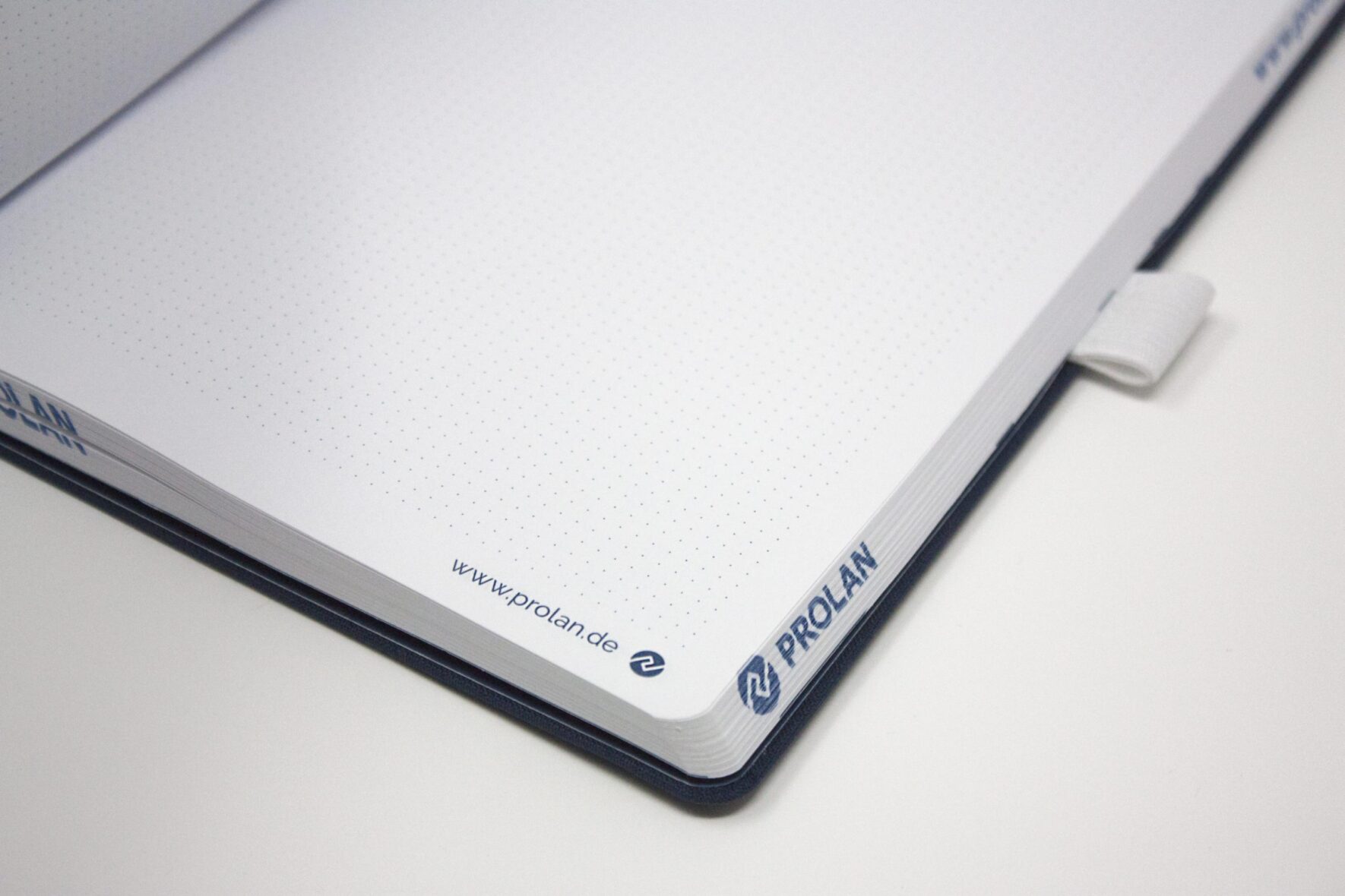 Redesign_Logo_PROLAN_Brand-Book_innen5