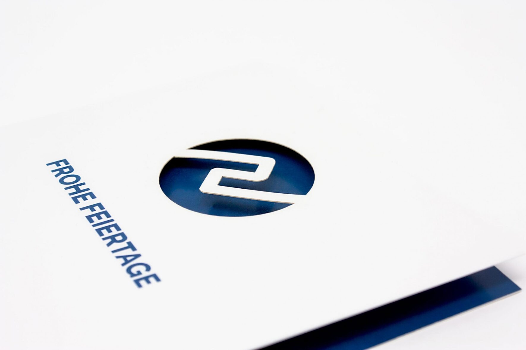 Weihnachtskarte-PROLAN-Print-Gestaltung-Corporate-Design-FORMLOS-Berlin-2