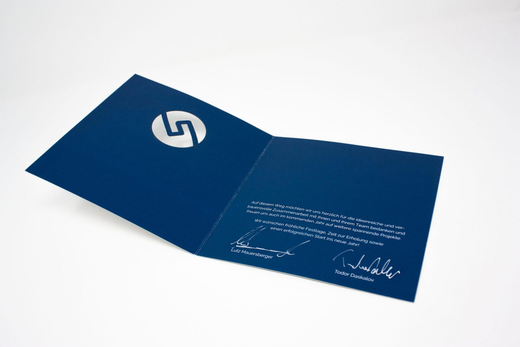 Weihnachtskarte-PROLAN-Print-Gestaltung-Corporate-Design-FORMLOS-Berlin-4