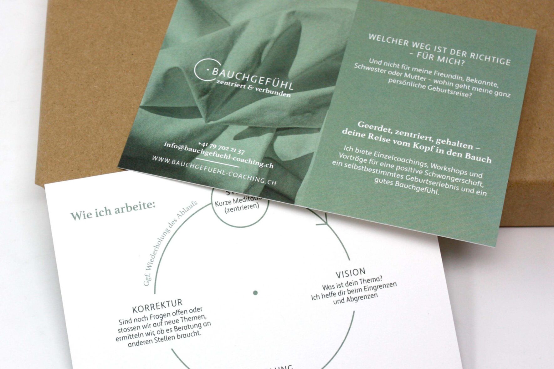 Karte-Bauchgefuehl-Printdesign-FORMLOS-Berlin-Branding-5