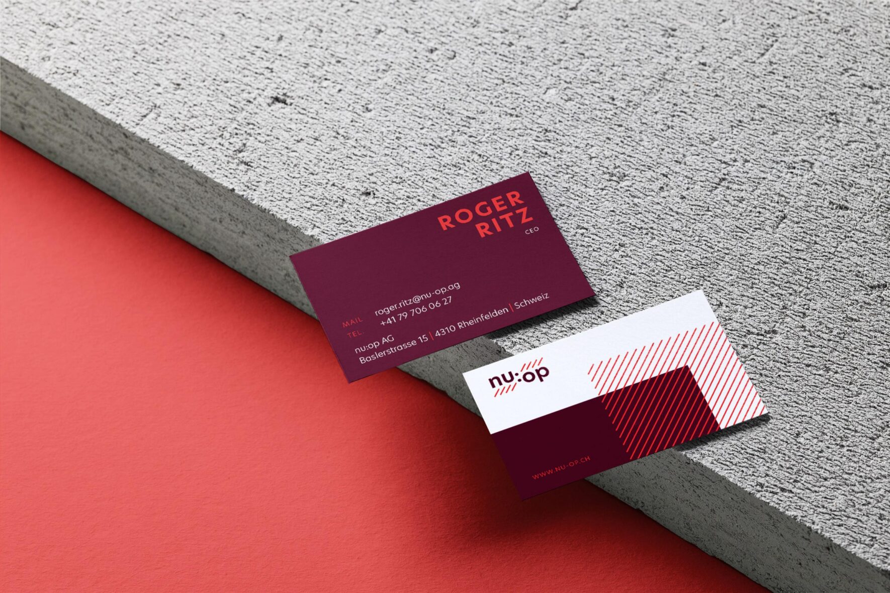 nu-op-visitenkarten-mockup-Print-Branding-FORMLO-Berlin