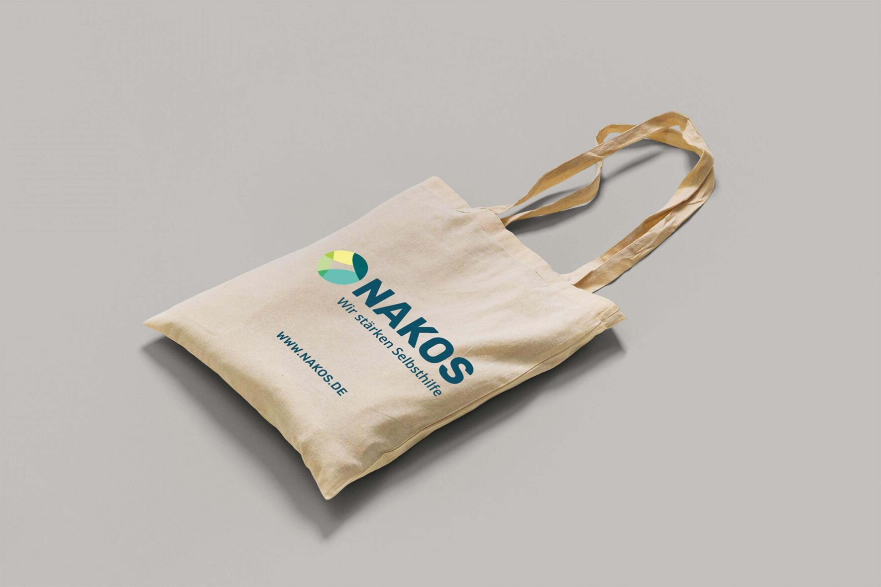 2024-09-18-40-Jahre-NAKOS-Jutebeutel-Mockup-002